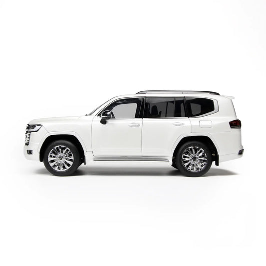 Toyota Land Cruiser 300-ZX (White) | LCD Models 1:18 | Premium Diecast