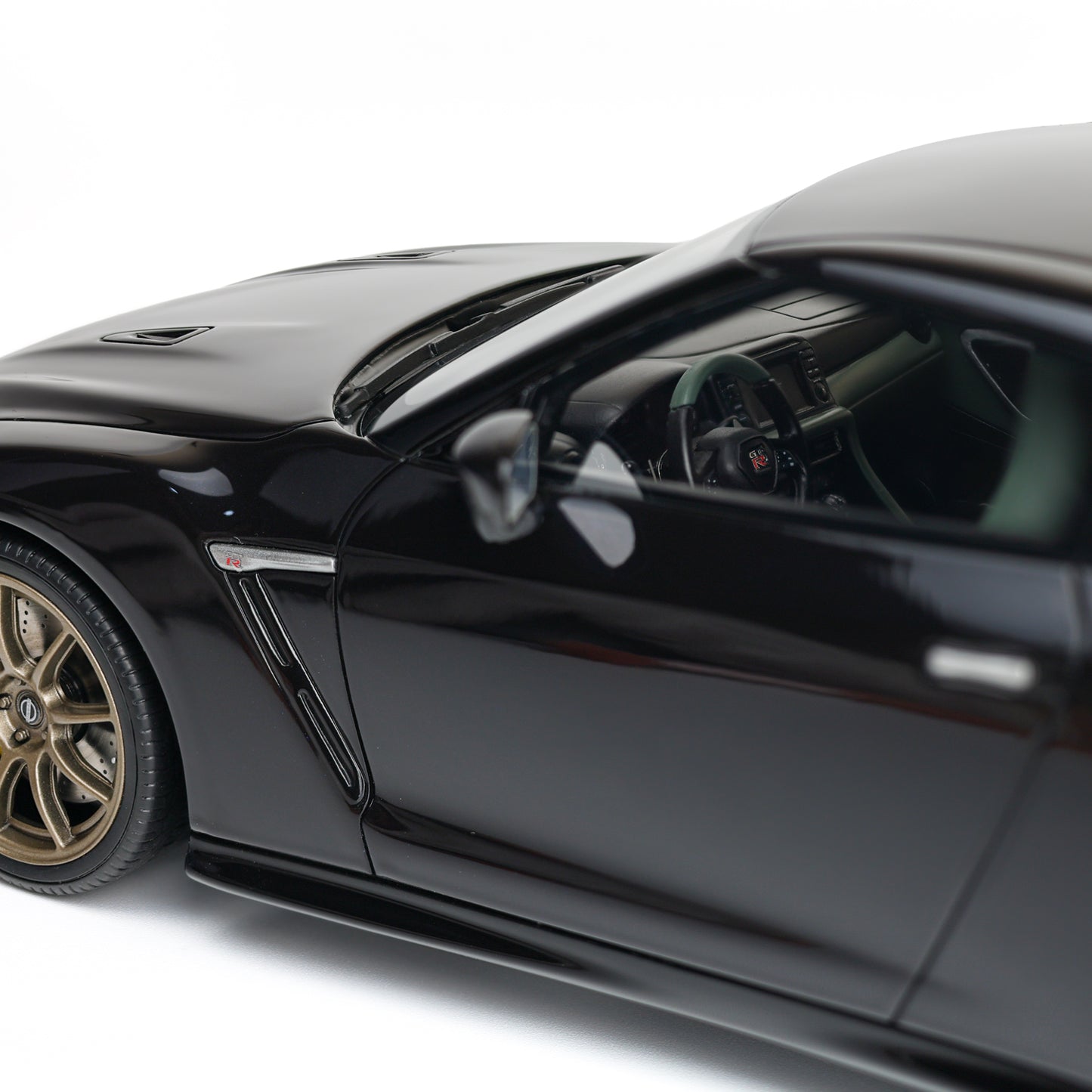 Nissan GT-R T-Spec Takumi Edition 2024 (Midnight Purple) | GT Spirit 1:18 | High-End Resin