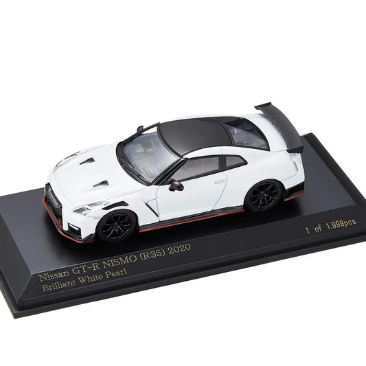 Nissan GT-R Nismo R35 2020 (Brilliant White Pearl) | Car-NEL 1:64 | Diecast