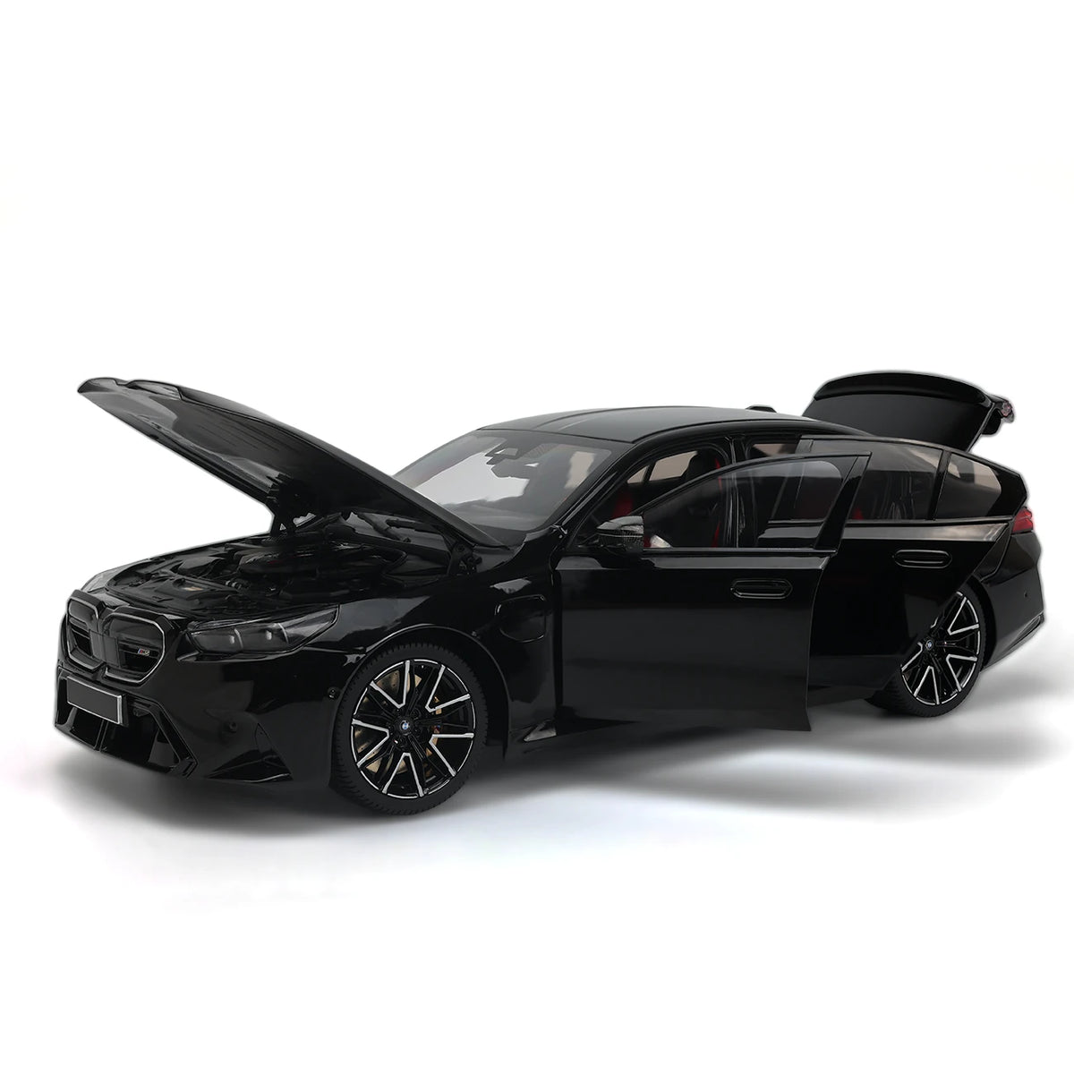 BMW M5 G90 2024 (Black) | Minichamps 1:18 | Diecast