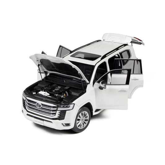 Toyota Land Cruiser 300-ZX (White) | LCD Models 1:18 | Premium Diecast