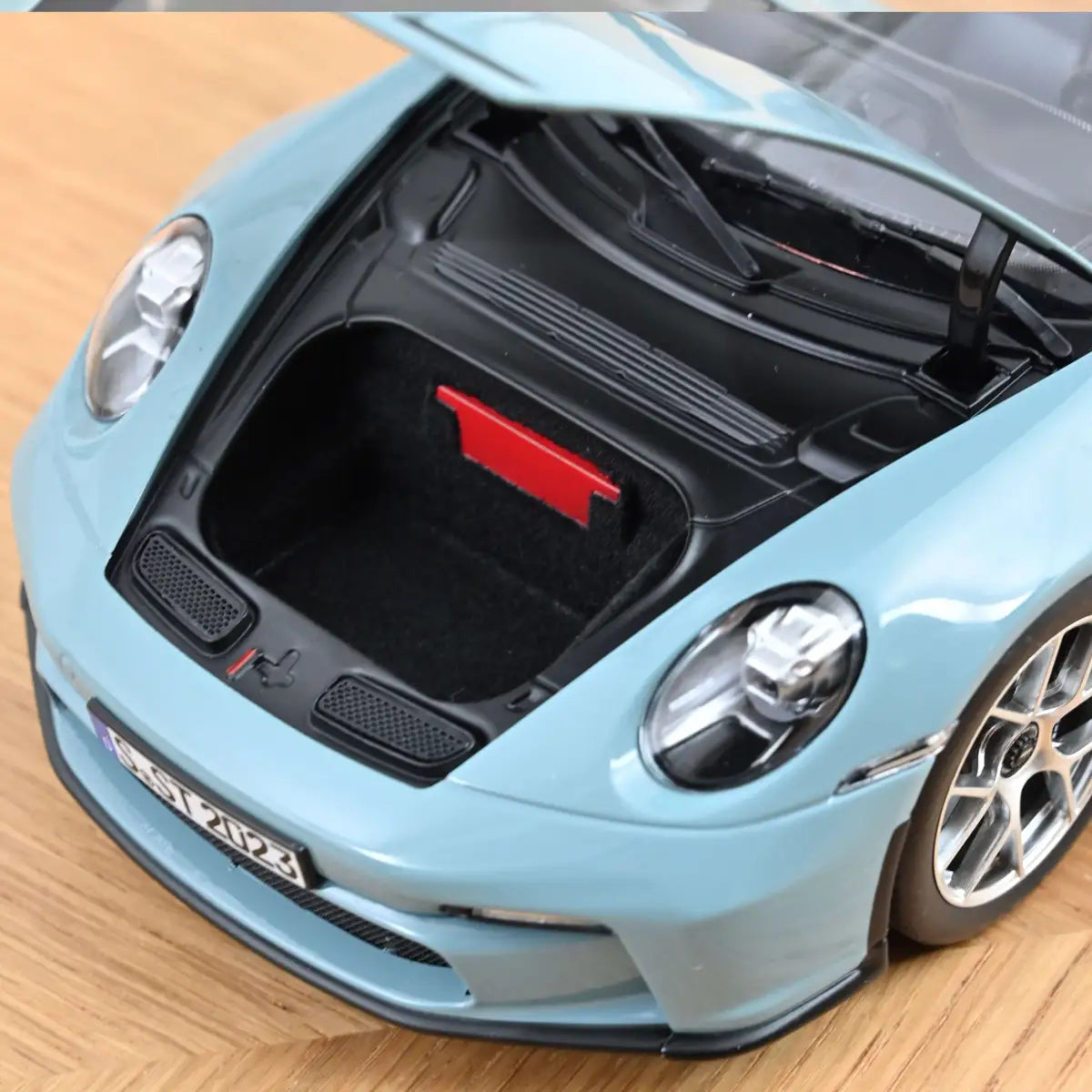 Porsche 911 S/T (992) 2023 (Meissen Blue) | Norev 1:18 | Diecast