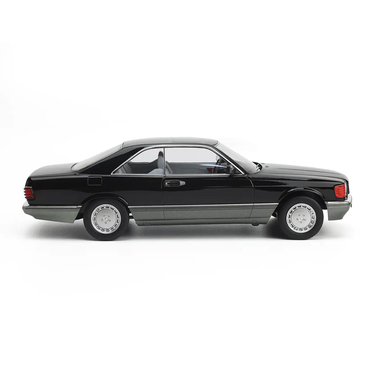 Mercedes-Benz 560 SEC (C126) Coupé 1985 (Black) | KK-Scale 1:18 | Diecast