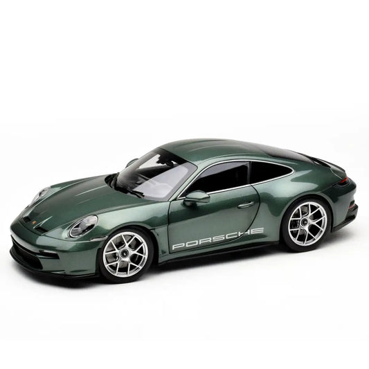 Porsche 911 S/T (992) 2023 (Malachite Green Metallic) | Norev 1:18 | Diecast