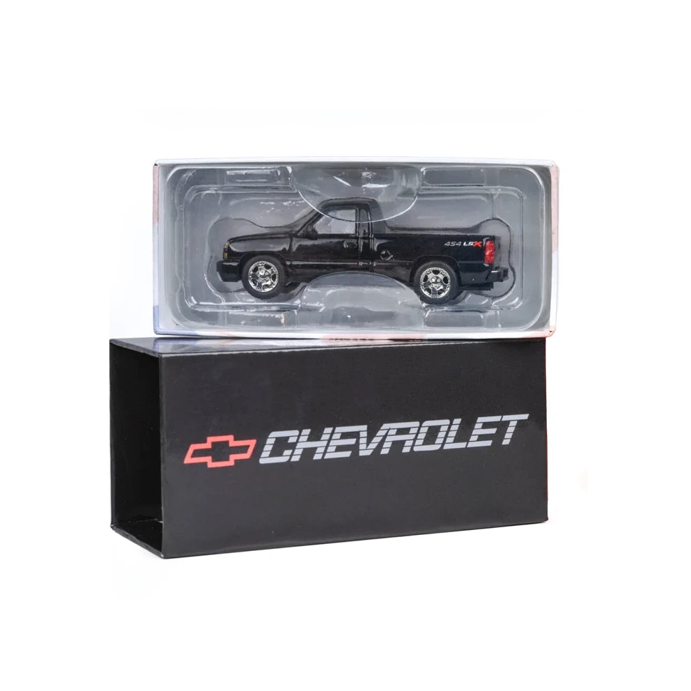 Chevrolet Silverado SS Clone “Cateye” Single Cab 2006 | Para64 1:64 | Diecast