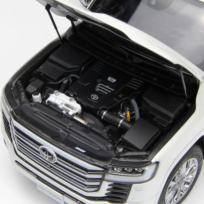 Toyota Land Cruiser 300-ZX (White) | LCD Models 1:18 | Premium Diecast
