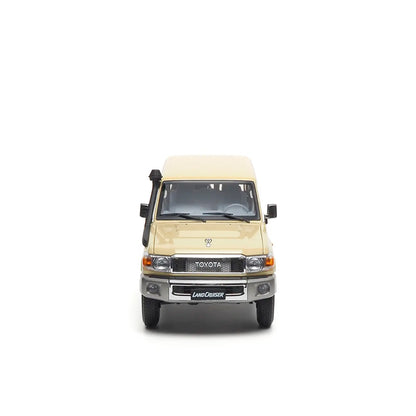 Toyota Land Cruiser 76 2017 (Desert Beige) | Almost Real 1:18 | Premium Diecast