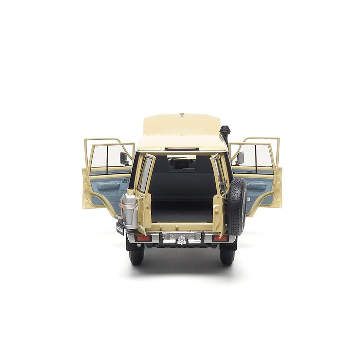 Toyota Land Cruiser 76 2017 (Desert Beige) | Almost Real 1:18 | Premium Diecast