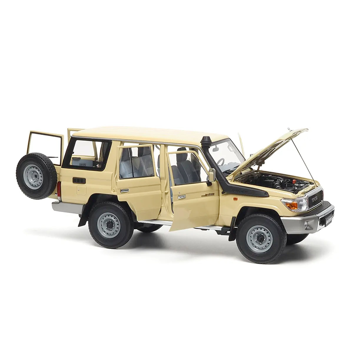 Toyota Land Cruiser 76 2017 (Desert Beige) | Almost Real 1:18 | Premium Diecast