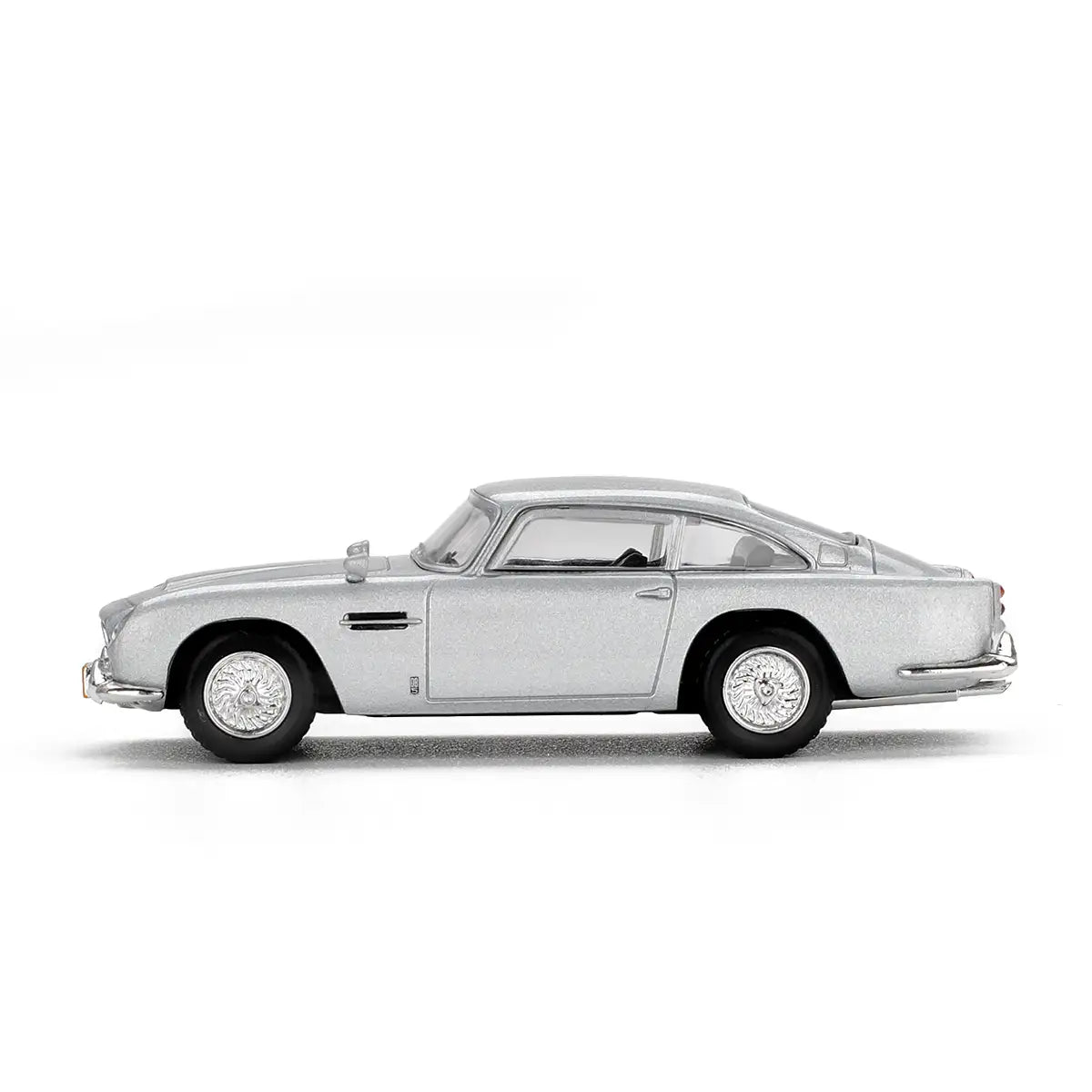 Aston Martin DB5 "Casino Royale" | Mini GT 1:64 | Diecast
