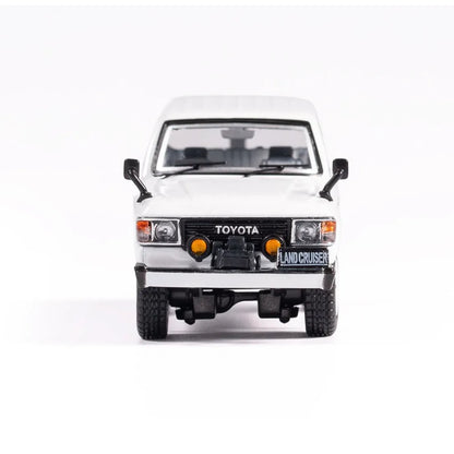 Toyota Land Cruiser 60 1982 (White) | GCD 1:64 | Diecast