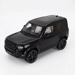 Land Rover Defender 90 X-Dynamic HSE (Black) | GT Spirit 1:18 | Resin
