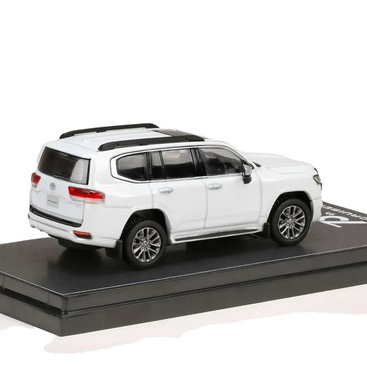 Toyota Land Cruiser 300 (JA300W) ZX 2024 (White Pearl) | Hobby Japan 1:64 | Diecast