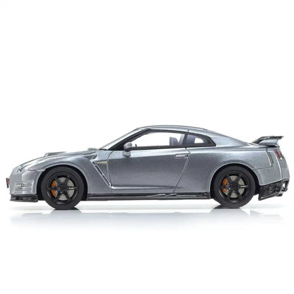 Nissan GT-R R35 NISMO CRS 2018 (Silver) | Kyosho 1:43 | Diecast