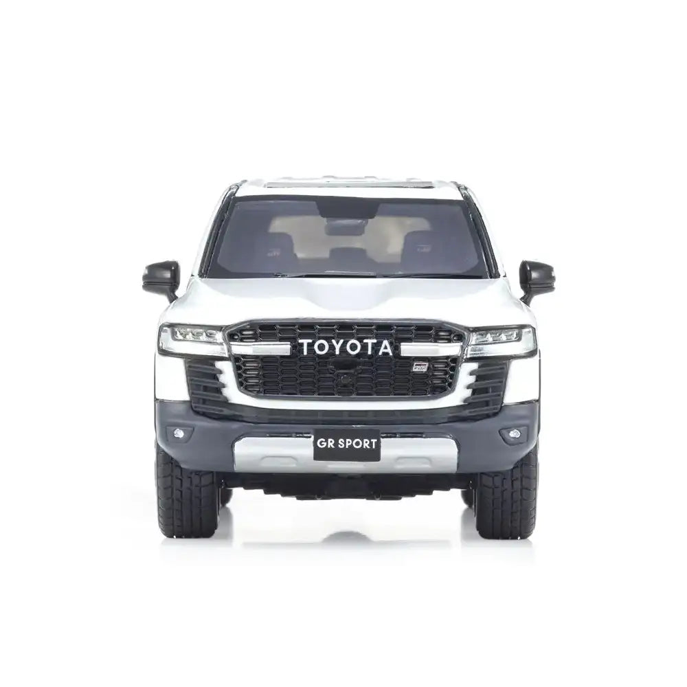 Toyota Land Cruiser 300 GR Sport (White) | Kyosho 1:43 | Diecast