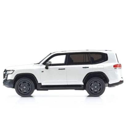 Toyota Land Cruiser 300 GR Sport (White) | Kyosho 1:43 | Diecast