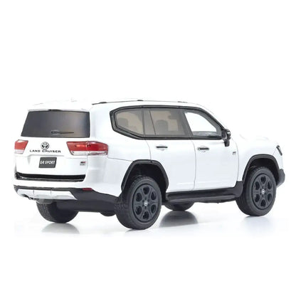 Toyota Land Cruiser 300 GR Sport (White) | Kyosho 1:43 | Diecast