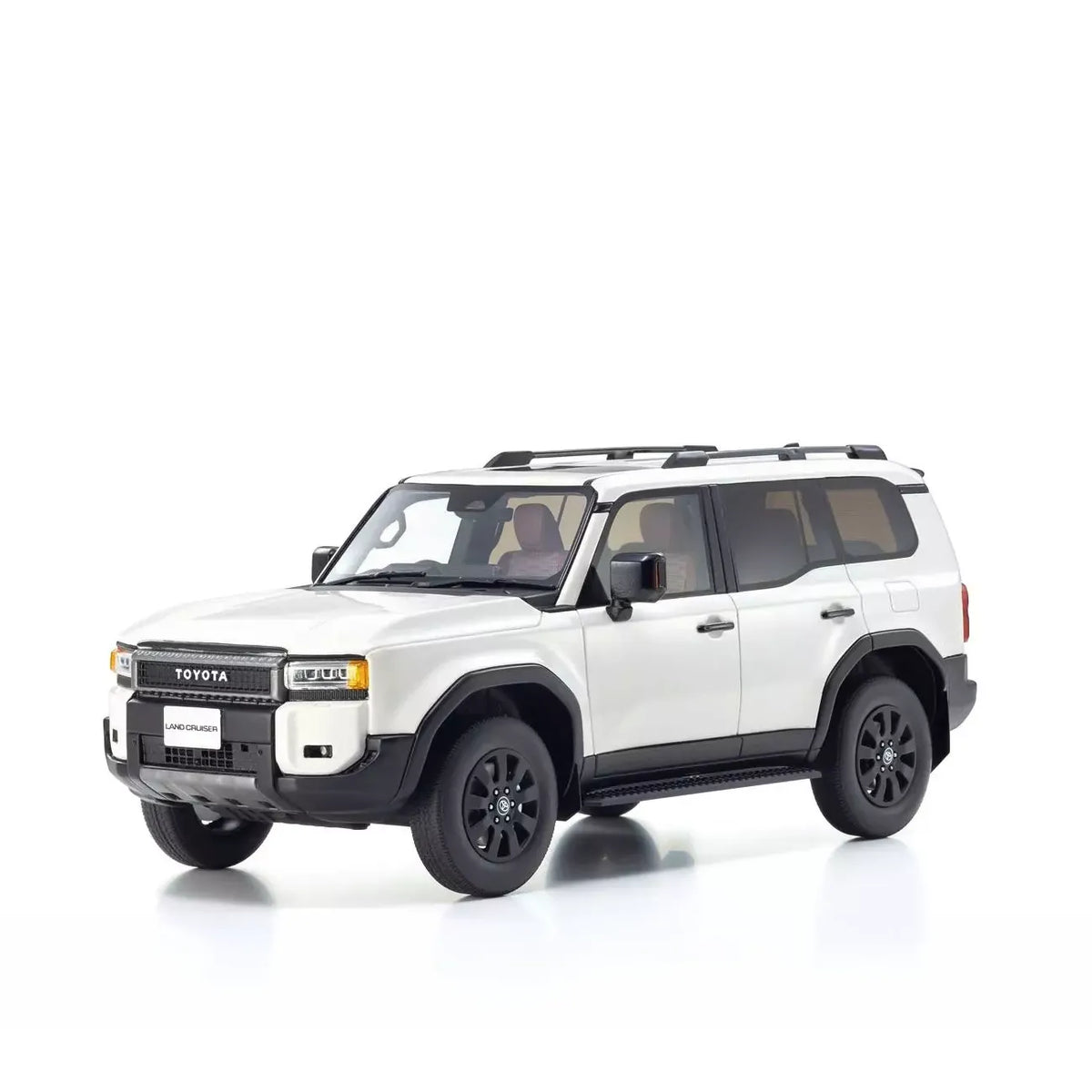 Toyota Land Cruiser 250 2024 (White) | Kyosho Samurai 1:18 | Resin