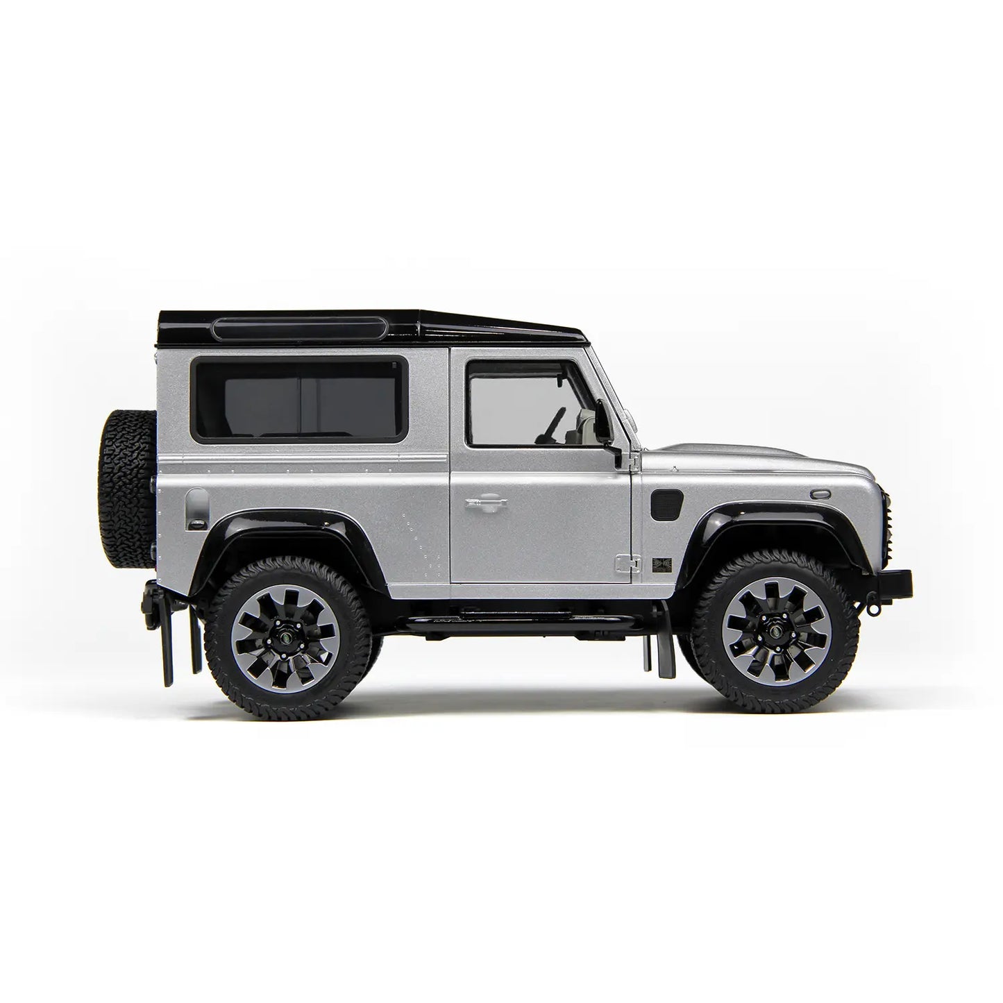 Land Rover Defender 90 Works V8 70th Edition (Silver) | LCD Models 1:18 | Premium Diecast