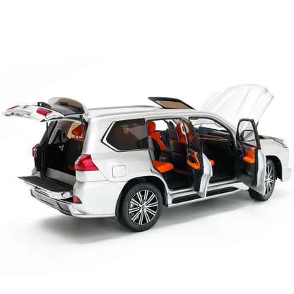 Lexus LX570 (Silver) | LCD Models 1:18 | Premium Diecast