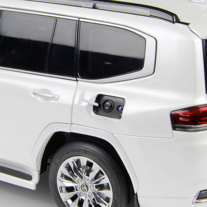 Toyota Land Cruiser 300-ZX (White) | LCD Models 1:18 | Premium Diecast