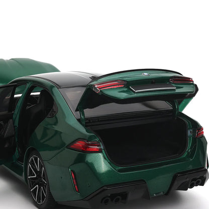 BMW M5 G90 2024 (Green Metallic) | Minichamps 1:18 | Diecast