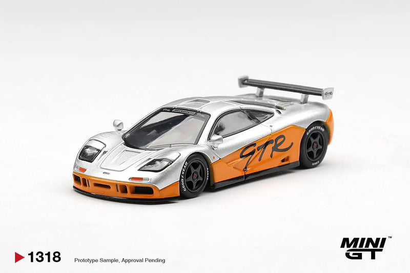 McLaren F1 GTR 1995 Presentation Mini GT 1/64