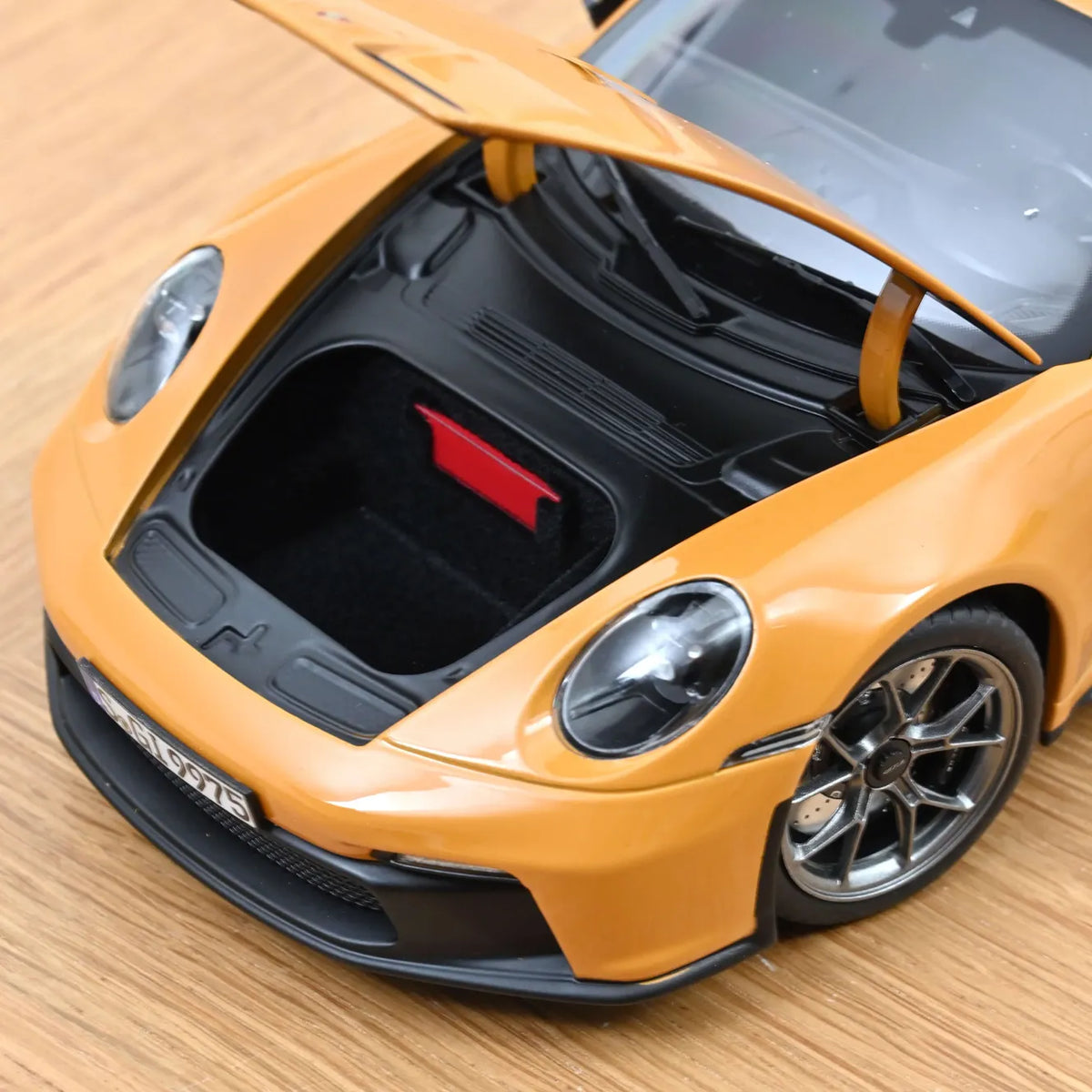 Porsche 911 GT3 (992) (Bahama Yellow) | Norev 1:18 | Diecast