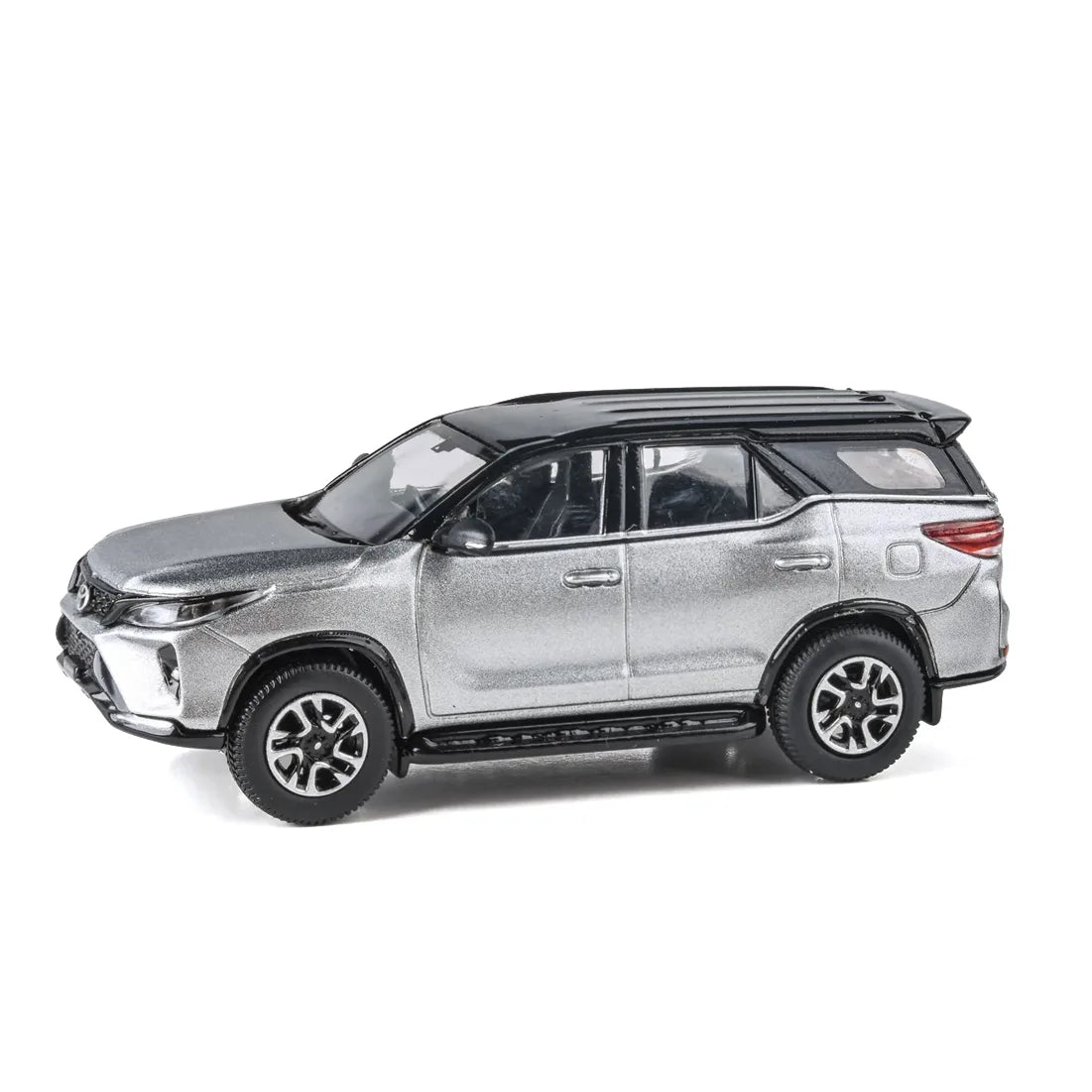 Toyota Fortuner 2023 (Metallic Silver) | Para64 1:64 | Diecast
