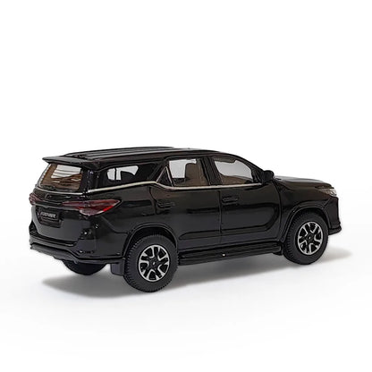 Toyota Fortuner 2023 (Attitude Black) | Para64 1:64 | Diecast