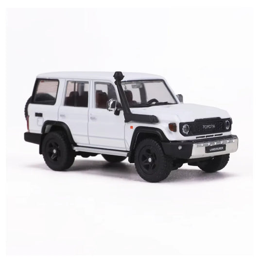 Toyota Land Cruiser 76 (J76) 2024 (White) | GCD 1:64 | Diecast