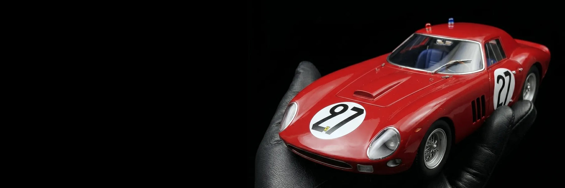 BUILD YOUR DREAM GARAGE IN SCALE.