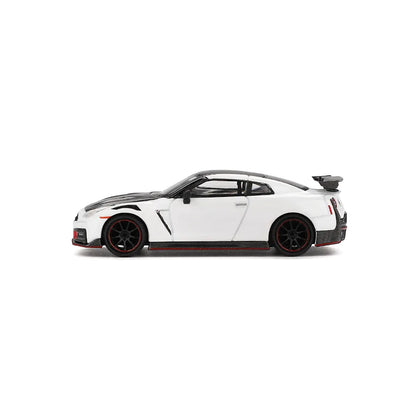 Nissan GT-R NISMO 2024 Brilliant White Pearl | MINI GT 1:64 Diecast